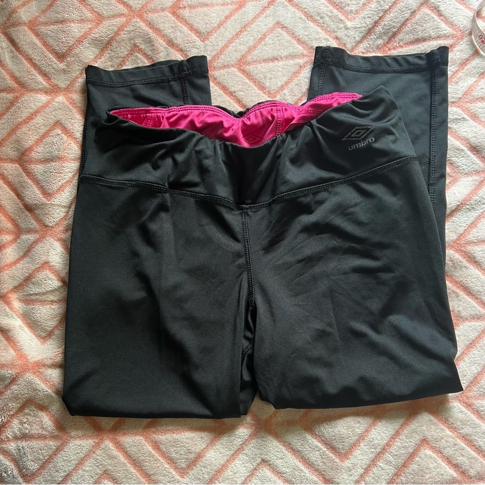 241 Black Capri